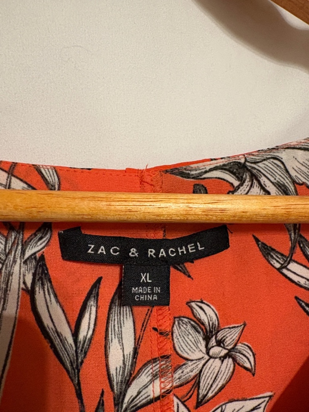 Zac & Rachel Flowy Officewear Orange Floral Sleeveless Top SZ XL. - Picture 2 of 11